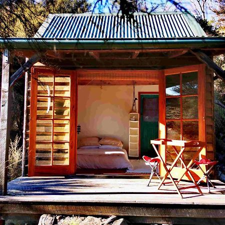 Manaaki Mai, Rustic Retreat Bush Cabin クライストチャーチ エクステリア 写真